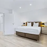 Semesterbostad Haus Strandsegler Unter Reet Ofc 30 Pepelow