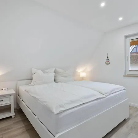 Haus Strandsegler Unter Reet Ofc 30 * Pepelow