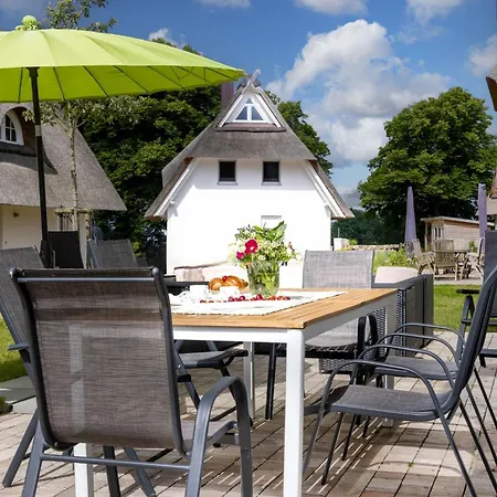 Haus Strandsegler Unter Reet Ofc 30 Сasa de vacaciones Pepelow