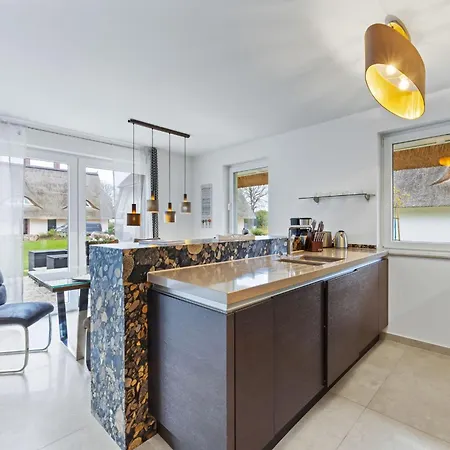 Casa de Férias Haus Strandsegler Unter Reet Ofc 30 *